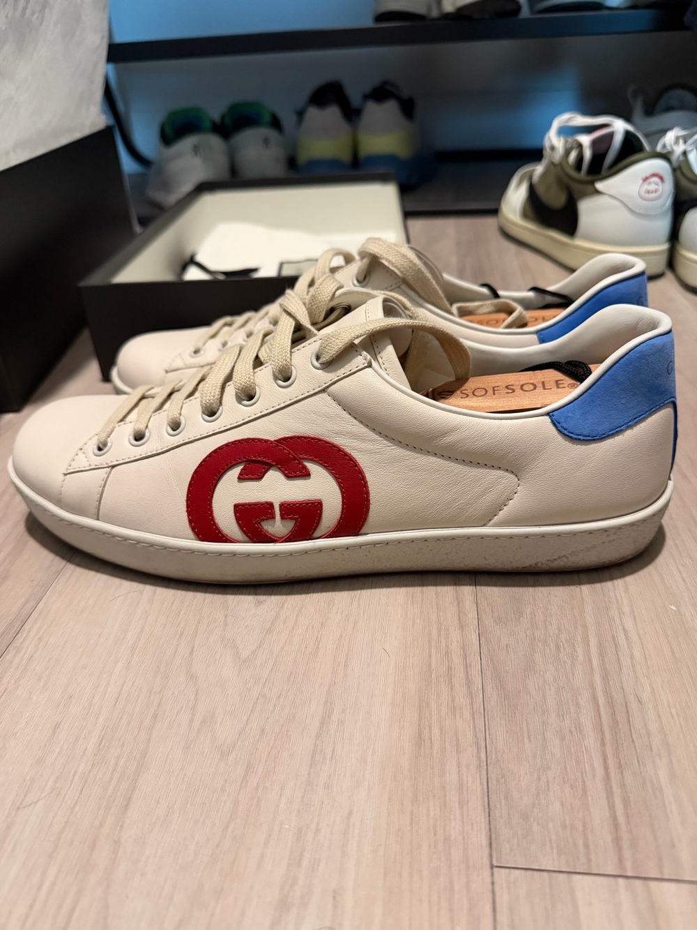 Gucci Cream Leather Sneakers with Red Logo and Blue Heel Tab